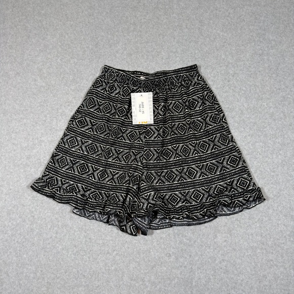 LuLaRoe Pants - NWT LuLaRoe Jude Shorts XS Black White Geometric Tribal Print Ruffle Hem Boho